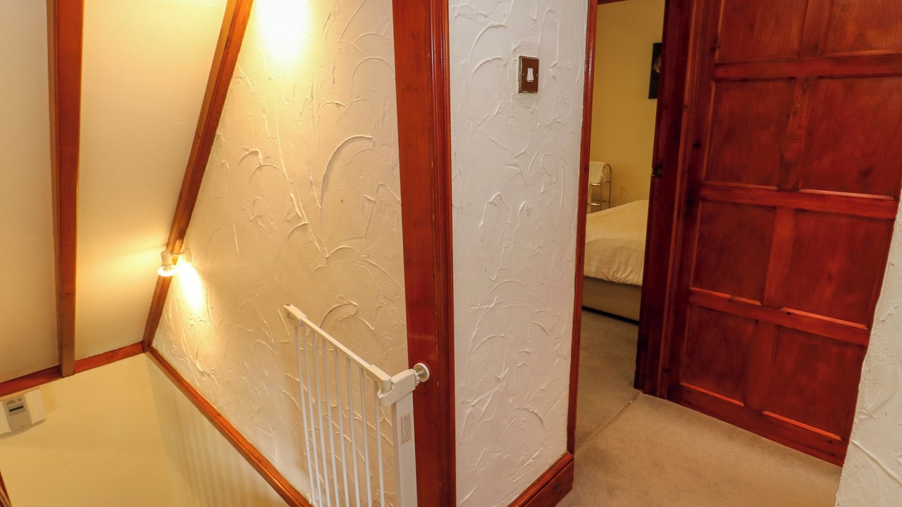 Photo of Others in Hoylandswaine