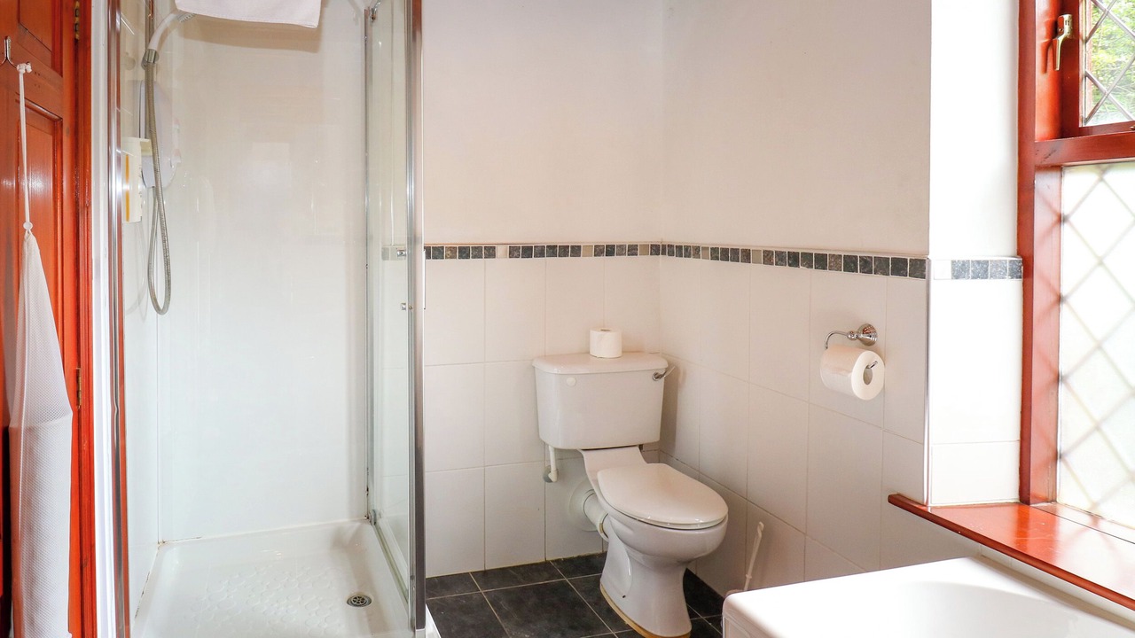 Photo of Others in Hoylandswaine