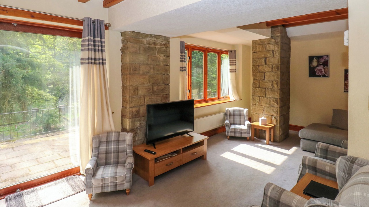 Photo of Livingroom in Hoylandswaine