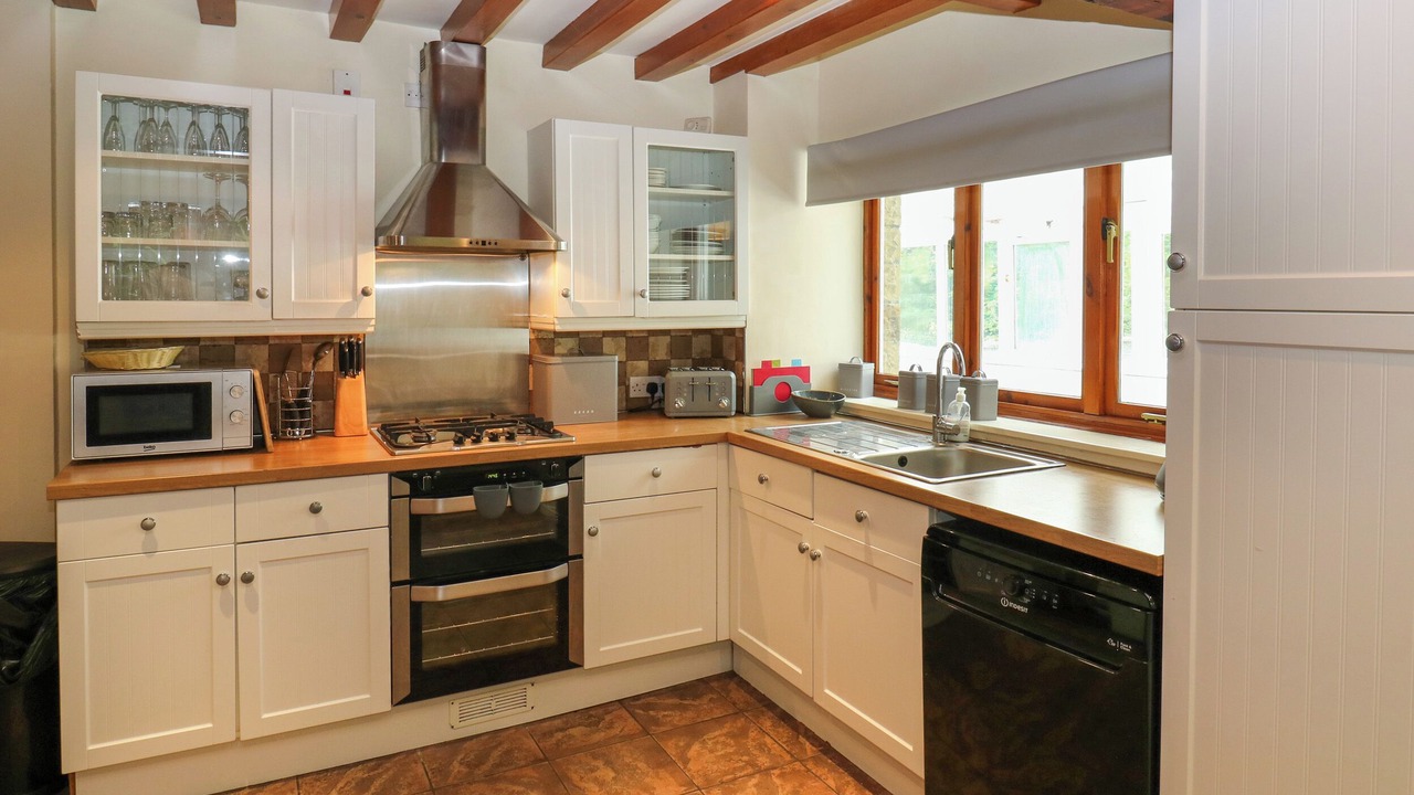 Photo of Others in Hoylandswaine