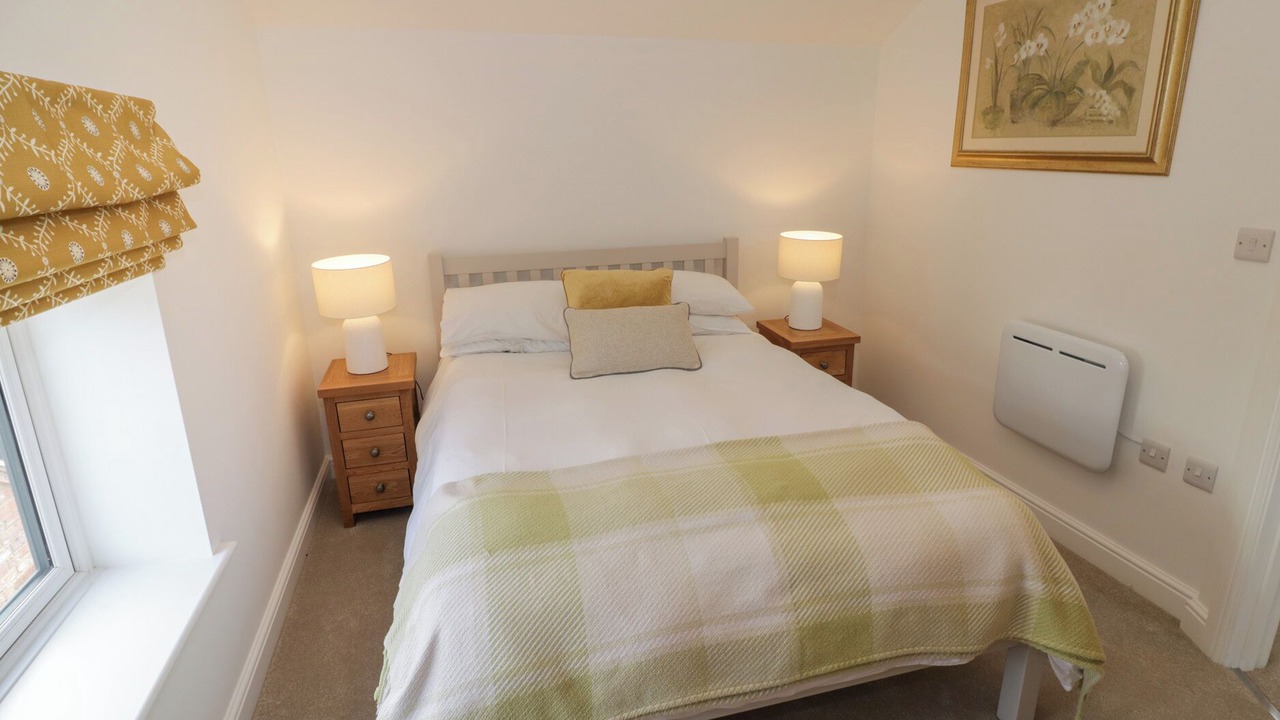 Photo of Others in Hellidon