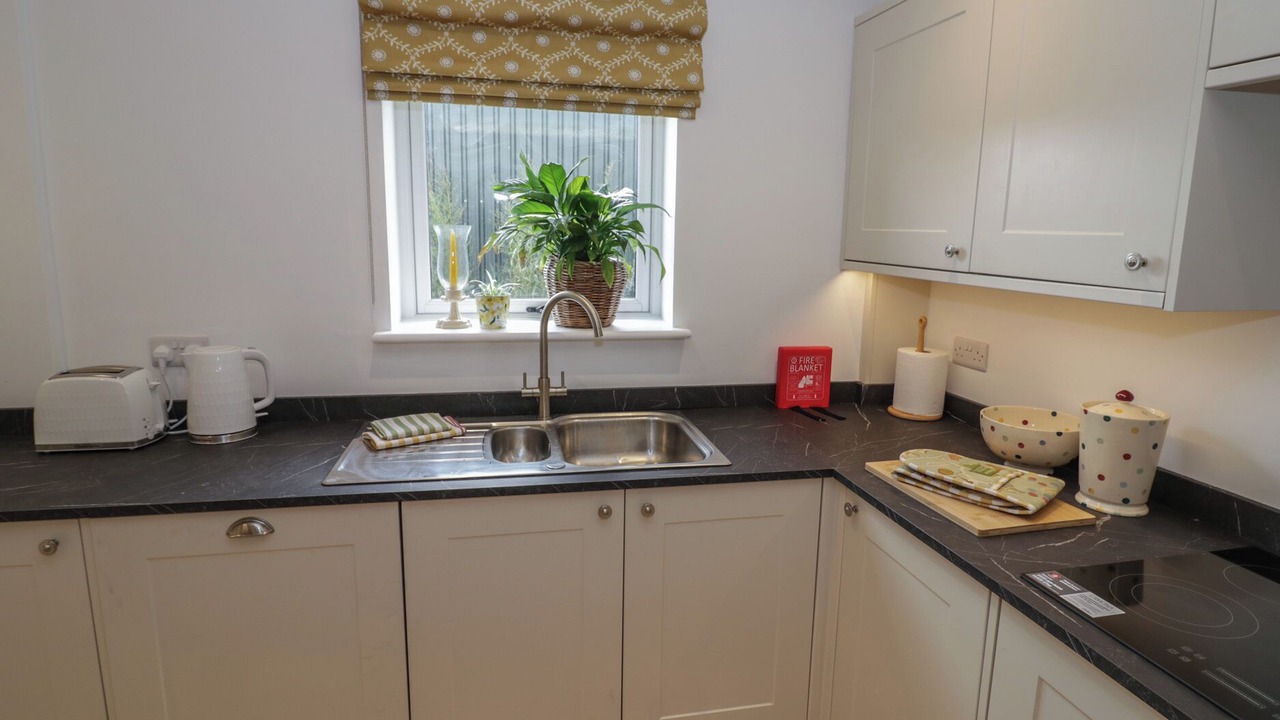 Photo of Others in Hellidon