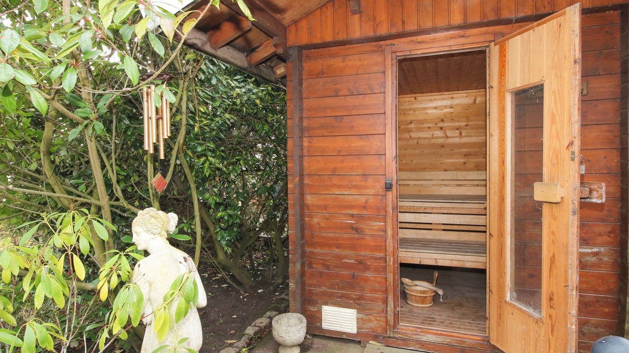 Photo of Others in Sugnall