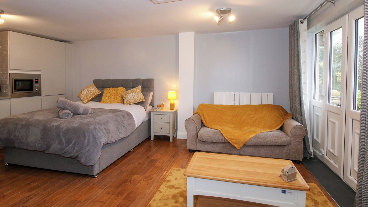 Photo of Others in Sugnall