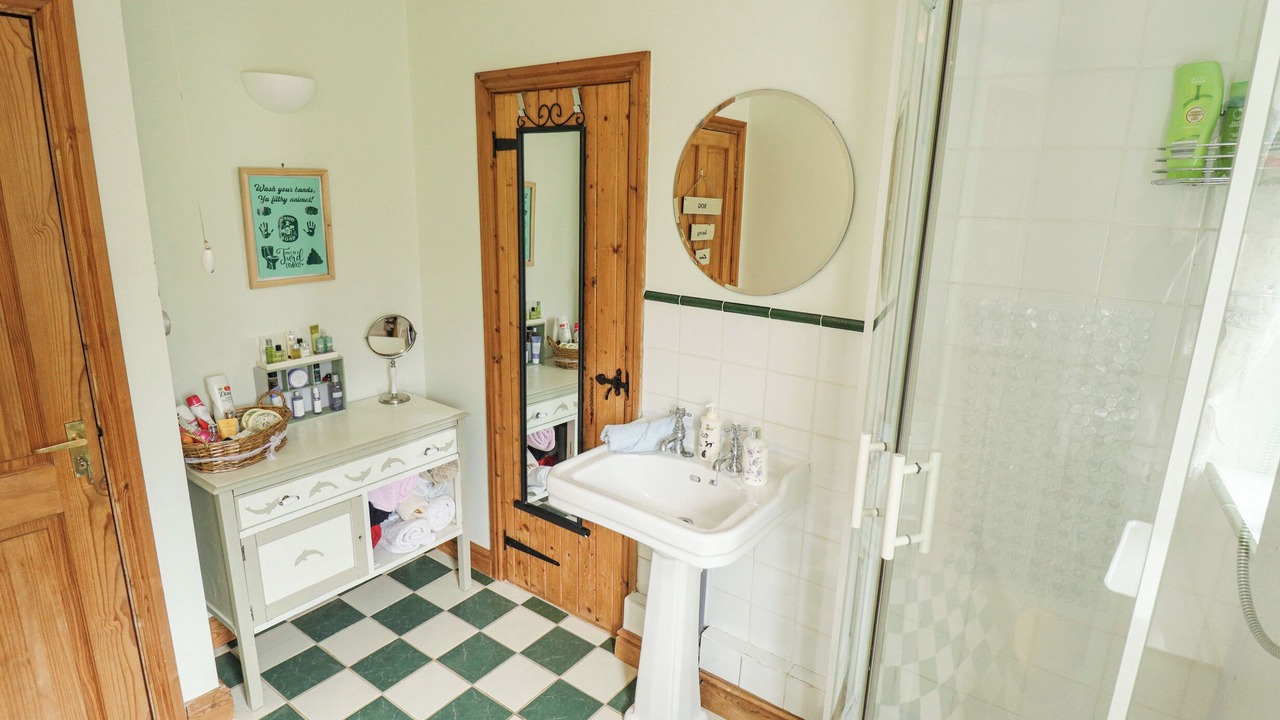 Photo of Others in Aubourn