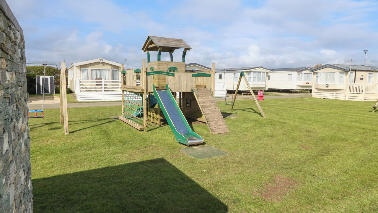 Photo of Others in Llandwrog