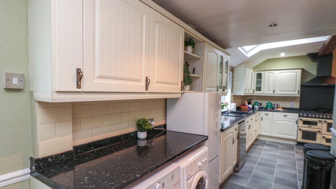 Photo of Others in Shipton