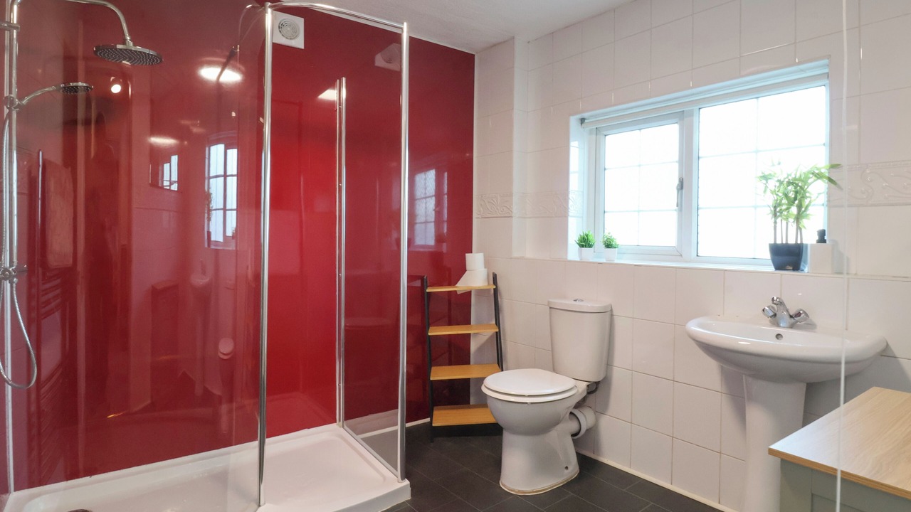 Photo of Others in Shipton