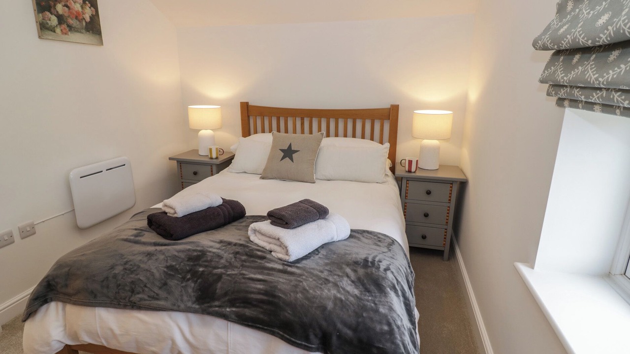 Photo of Others in Hellidon