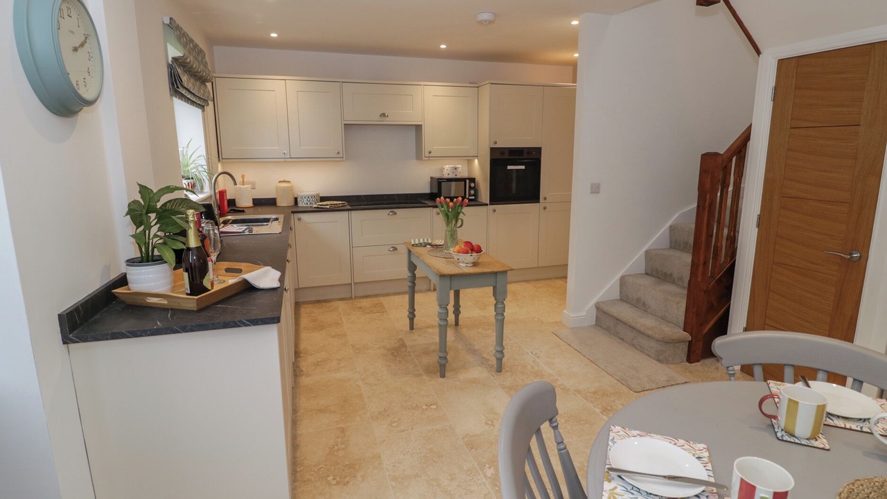 Photo of Others in Hellidon