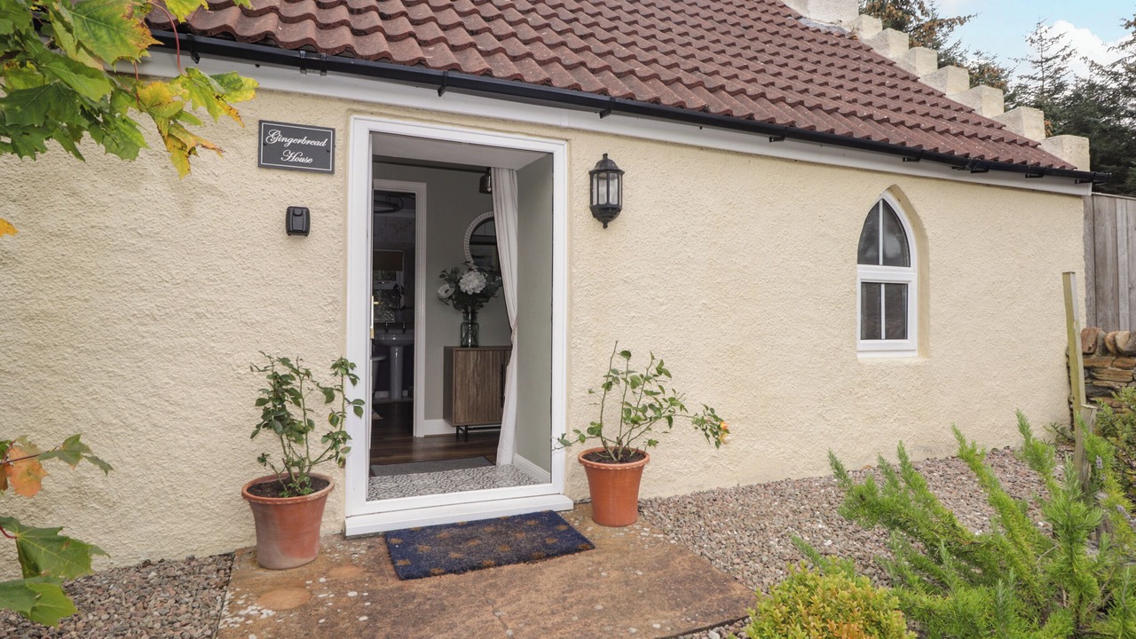 Photo of Outdoor in Mey