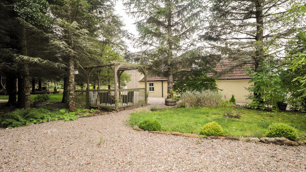 Photo of Outdoor in Mey