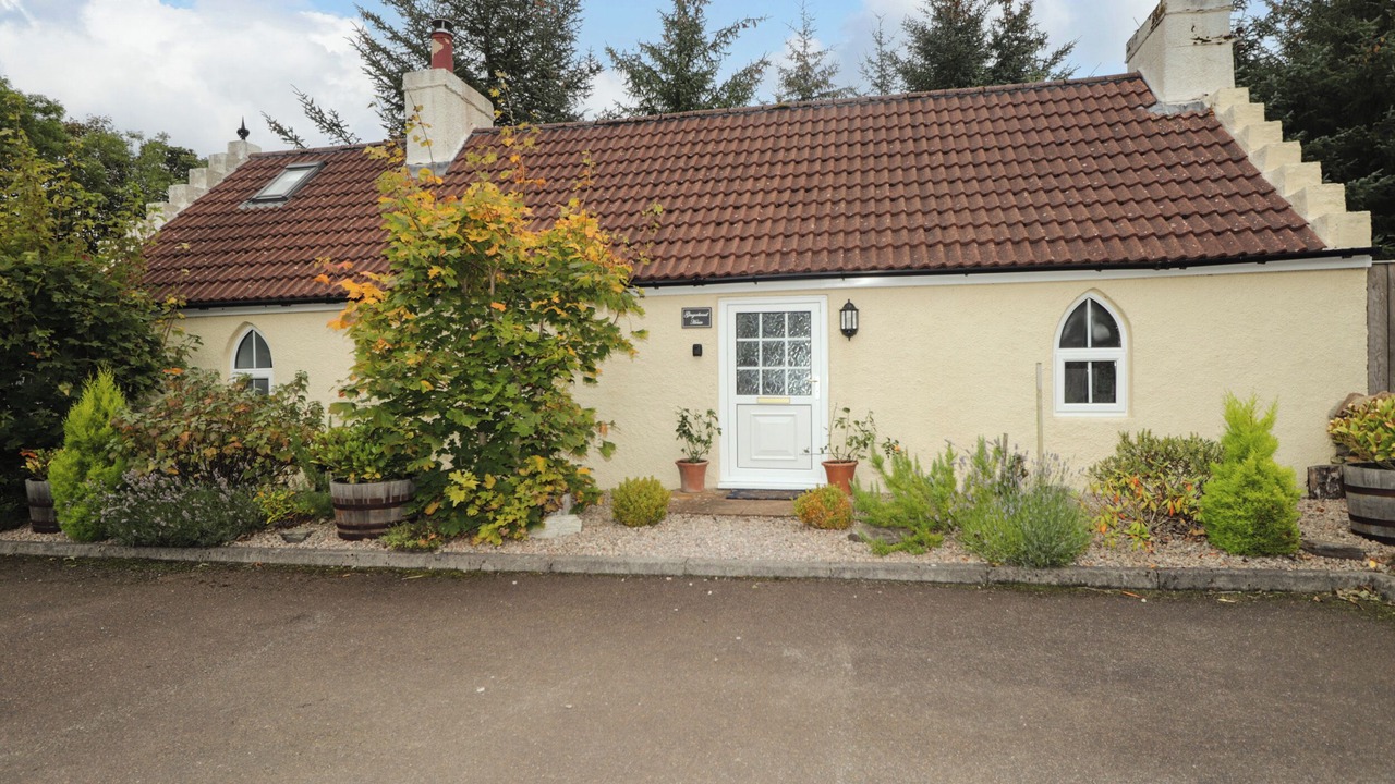 Photo of Outdoor in Mey