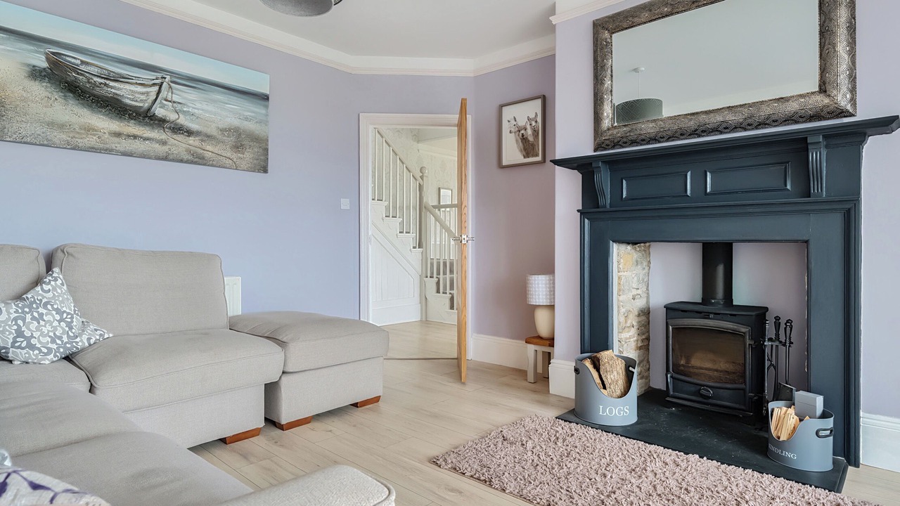 Photo of Livingroom in Littleham