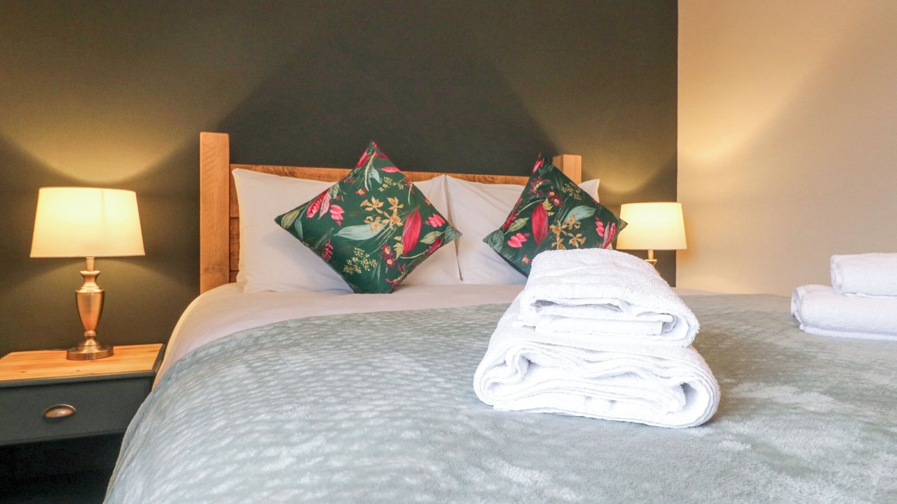 Photo of Others in Tansley