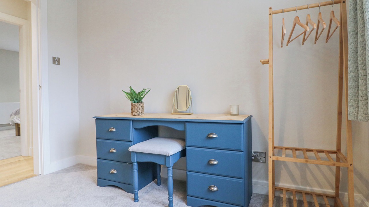 Photo of Others in Tansley