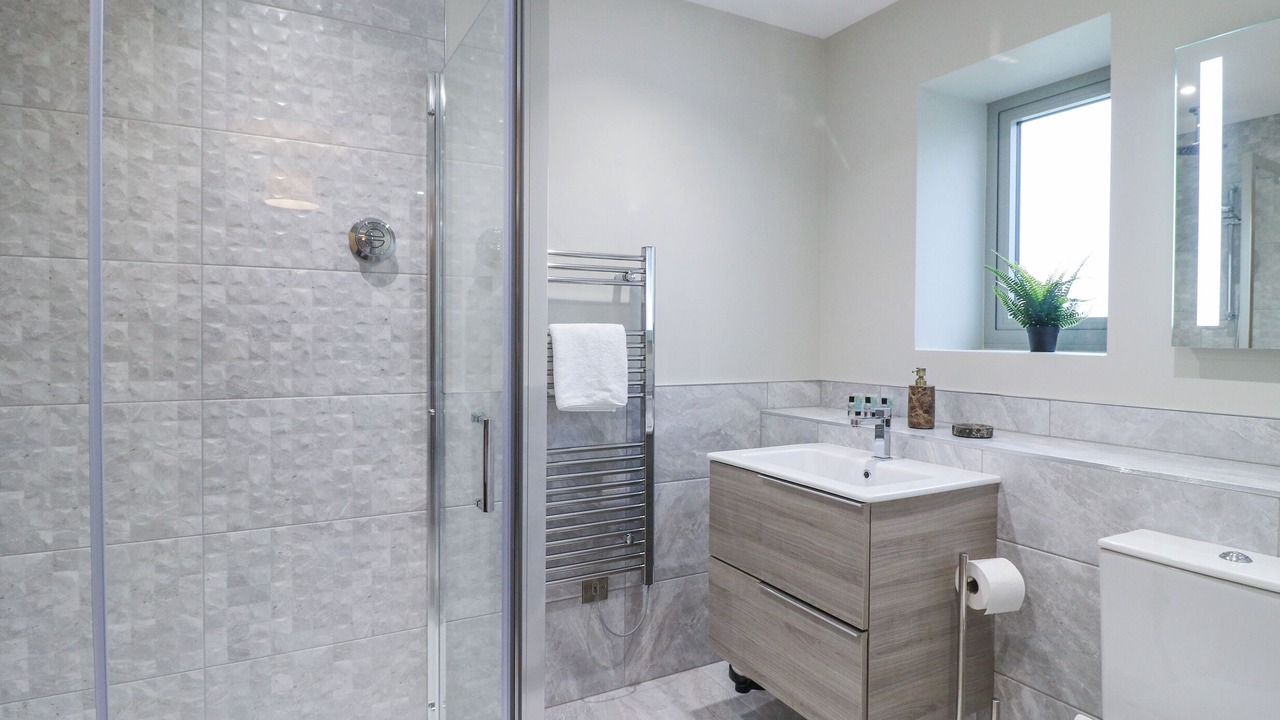 Photo of Others in Tansley