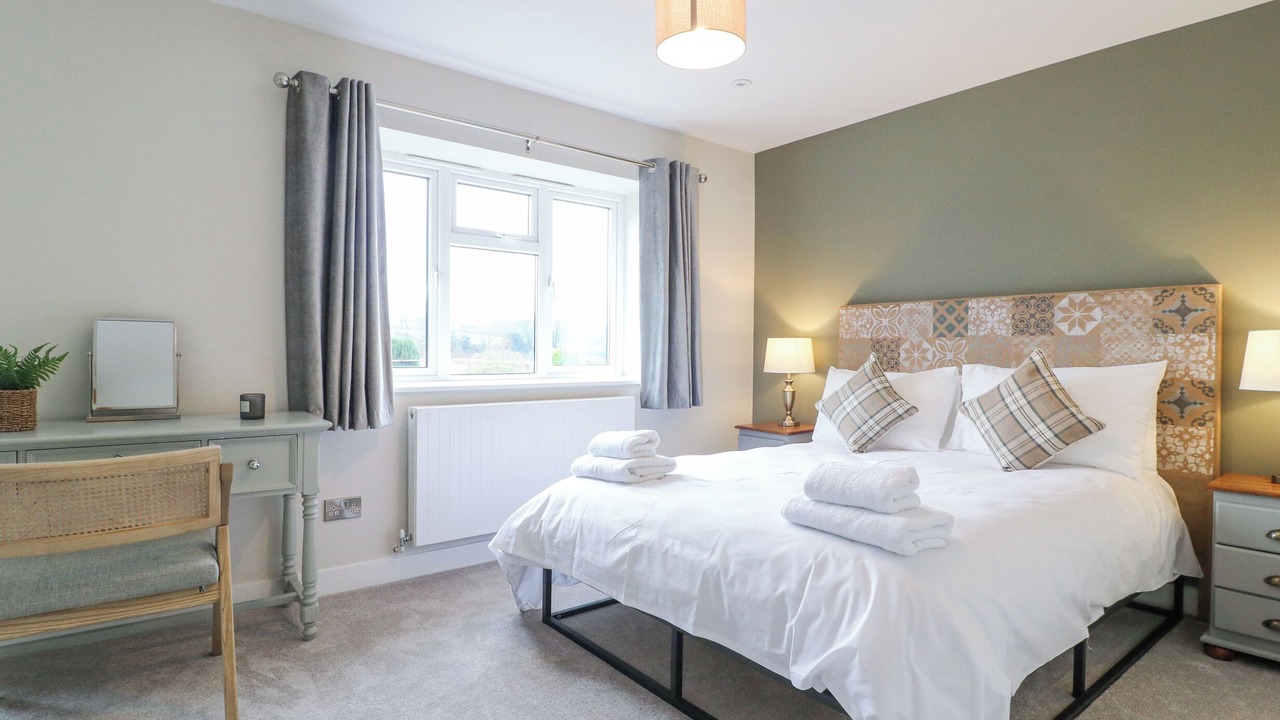 Photo of Others in Tansley