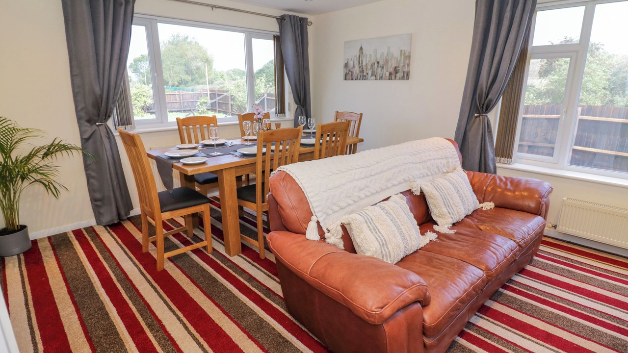 Photo of Livingroom in Southam