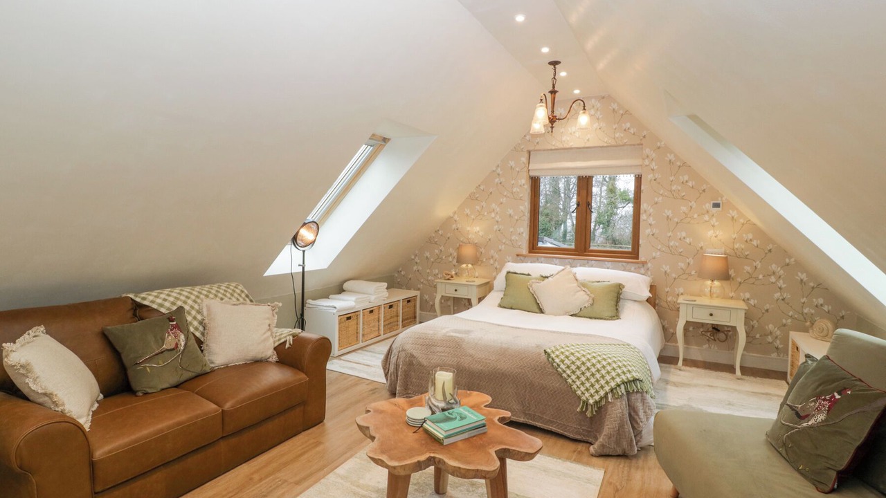 Photo of Others in Old Gore