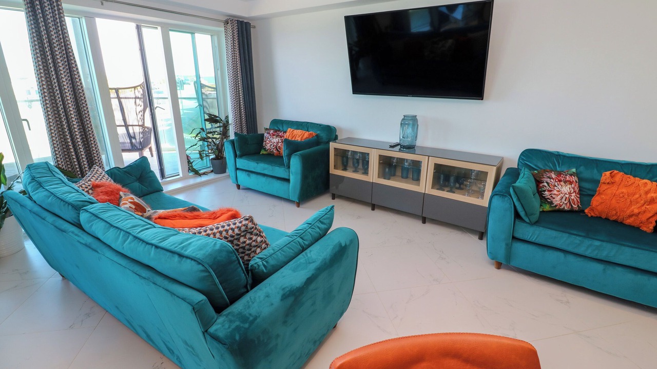 Photo of Livingroom in Newquay City Centre