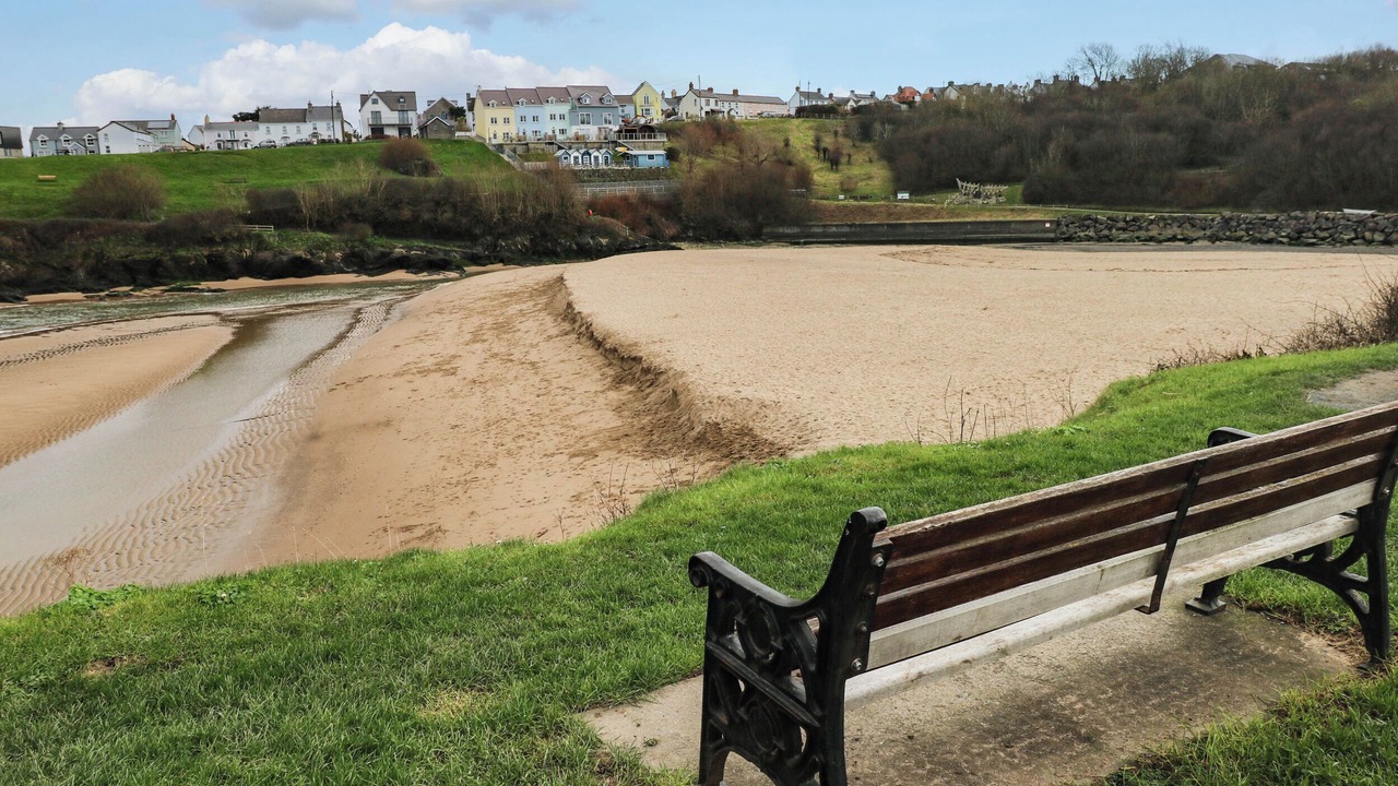 Photo of Others in Aberporth