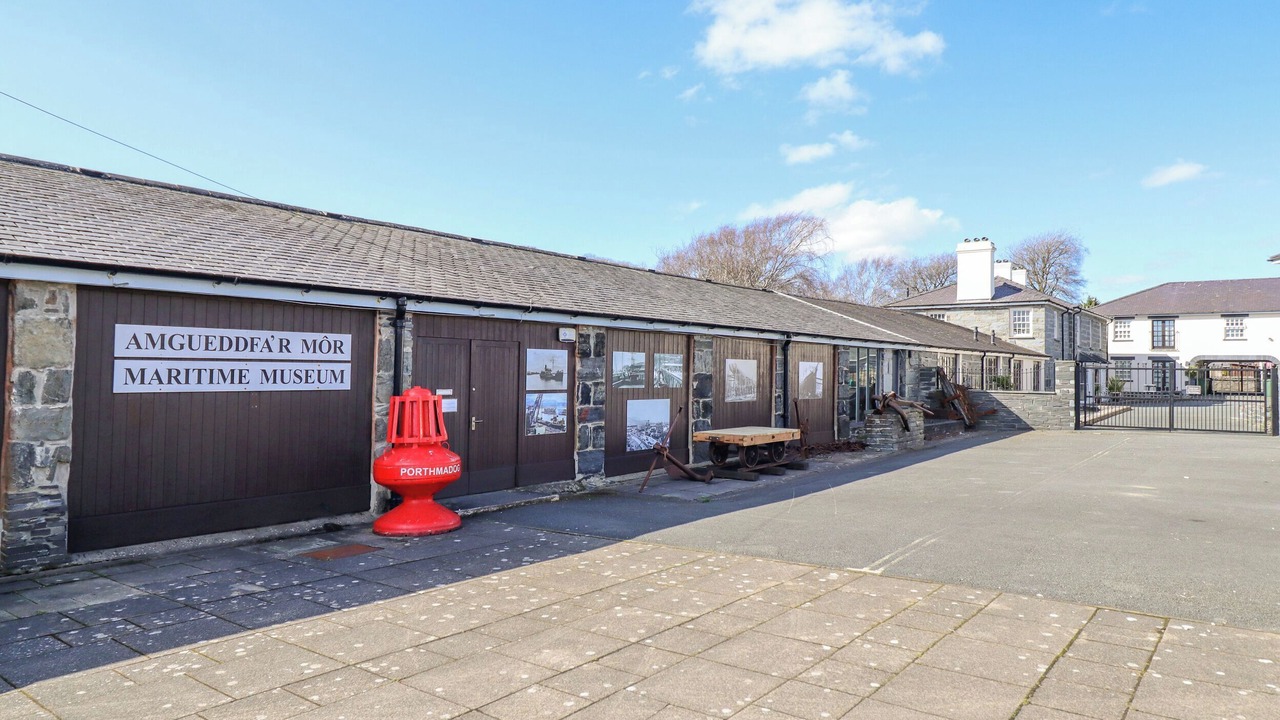 Photo of Outdoor in Borth-y-Gest