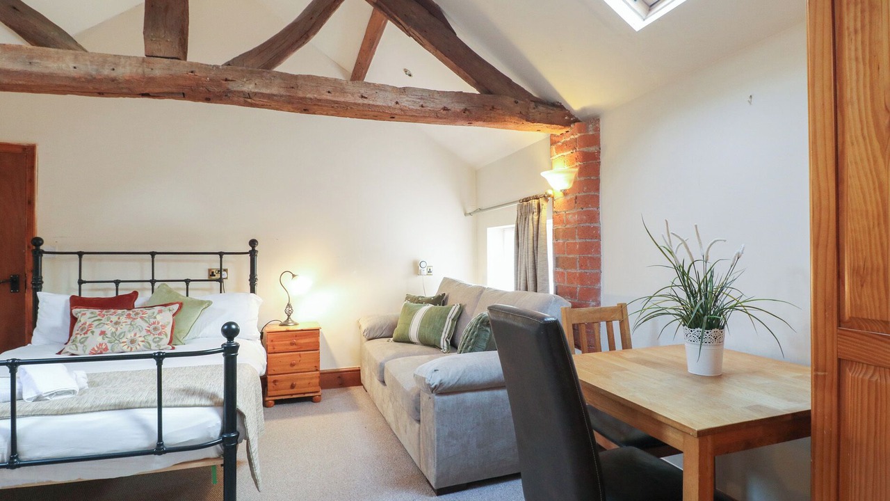 Photo of Others in Castle Donington