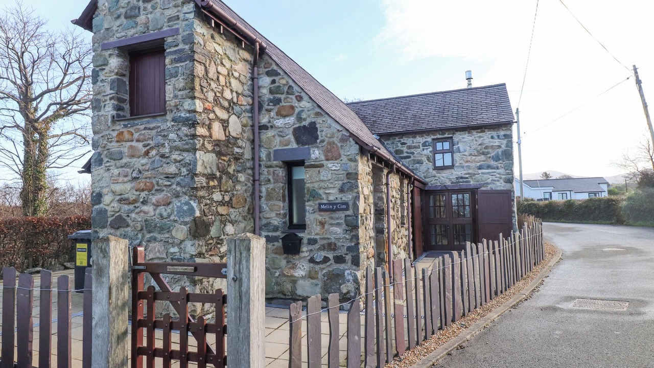 Photo of Outdoor in Dinas