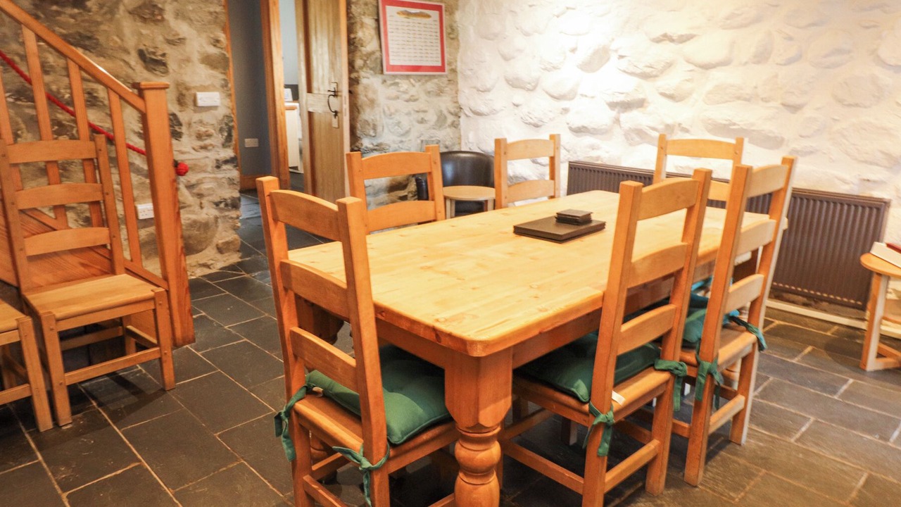 Photo of Others in Dinas