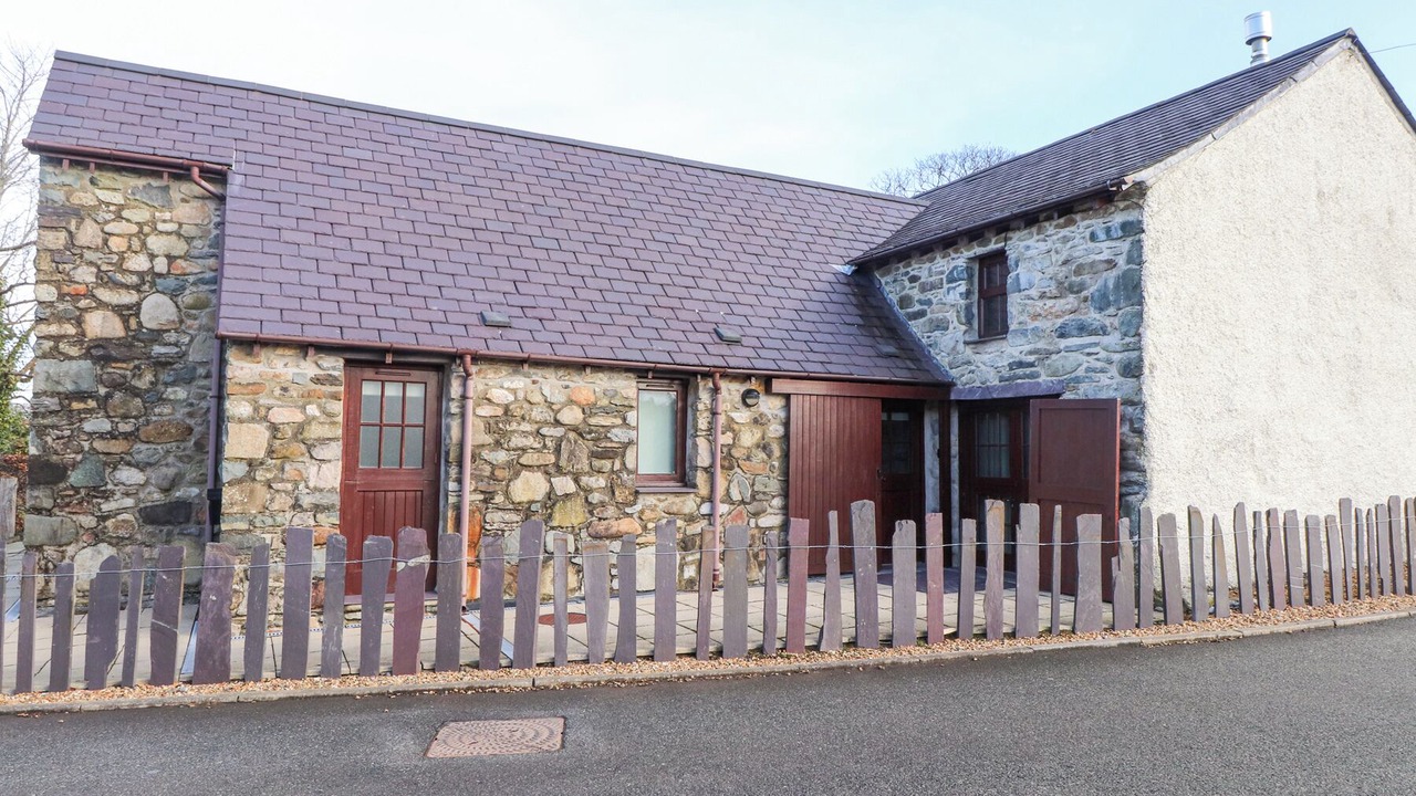 Photo of Outdoor in Dinas