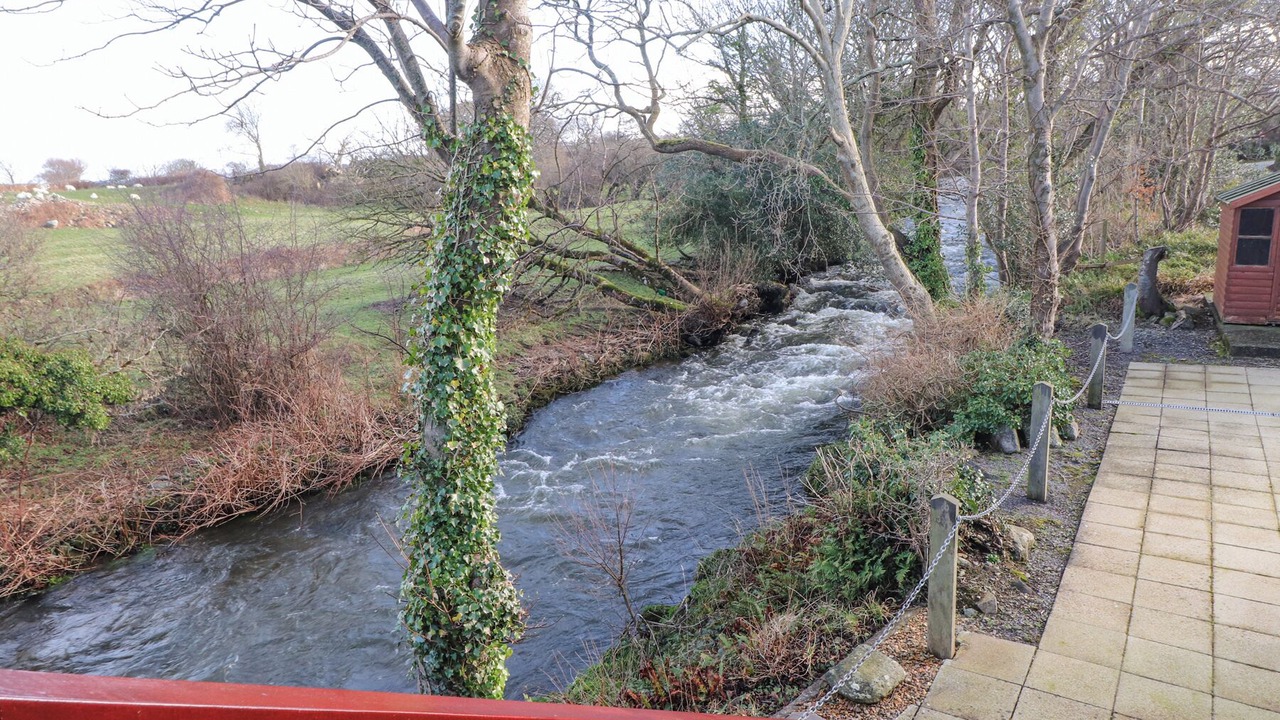 Photo of Outdoor in Dinas