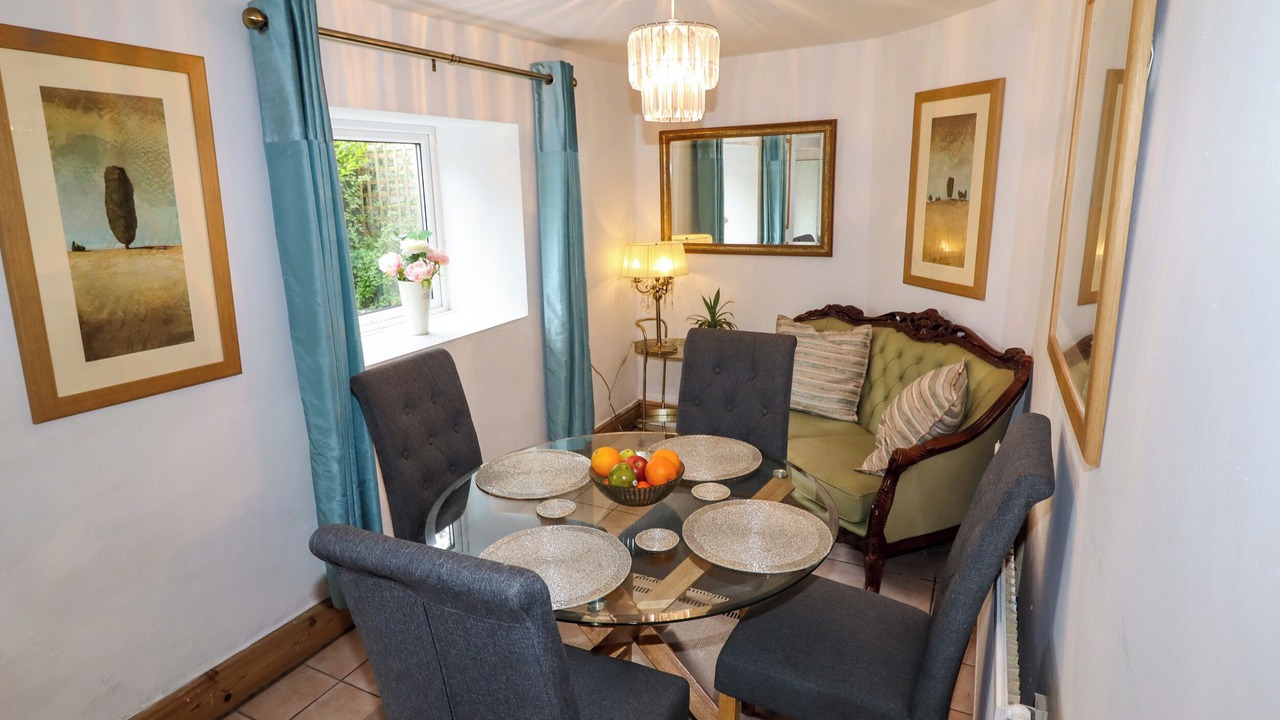 Photo of Others in Pontblyddyn