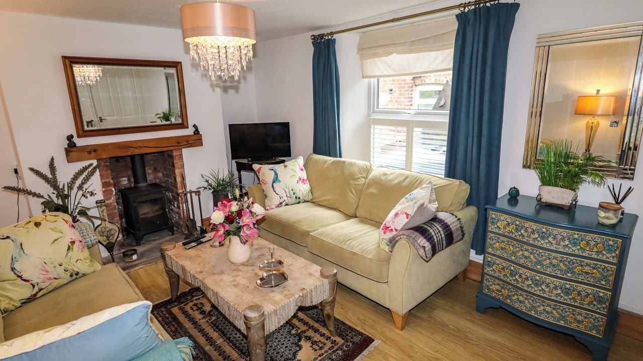 Photo of Livingroom in Pontblyddyn