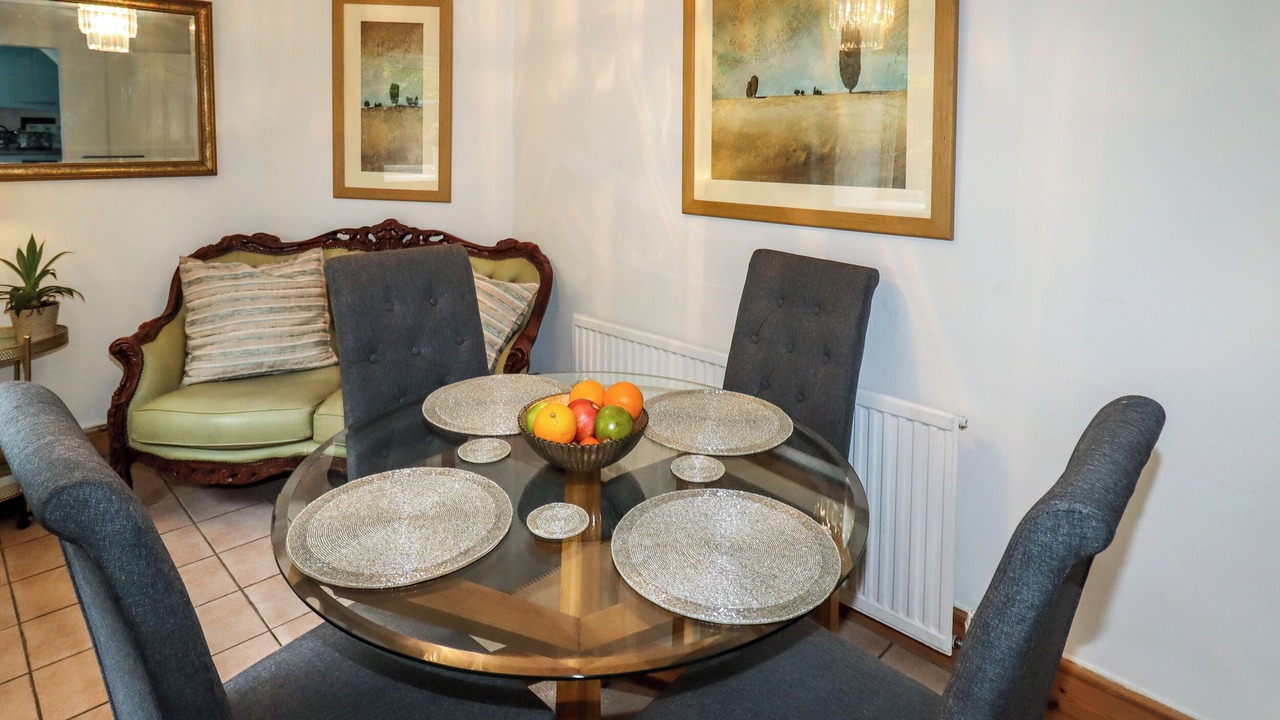 Photo of Others in Pontblyddyn