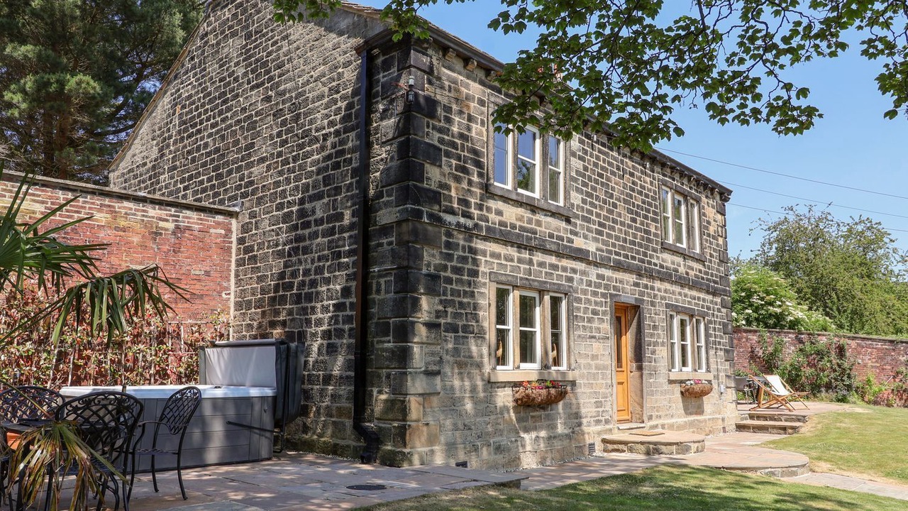 Photo of Outdoor in Shipley