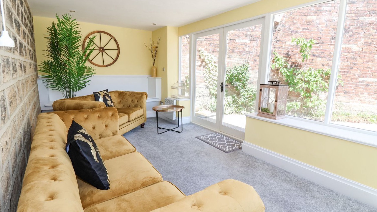 Photo of Livingroom in Shipley