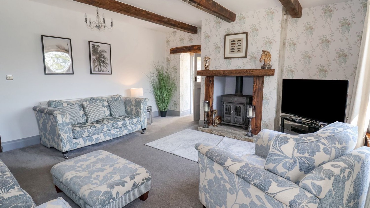 Photo of Livingroom in Shipley