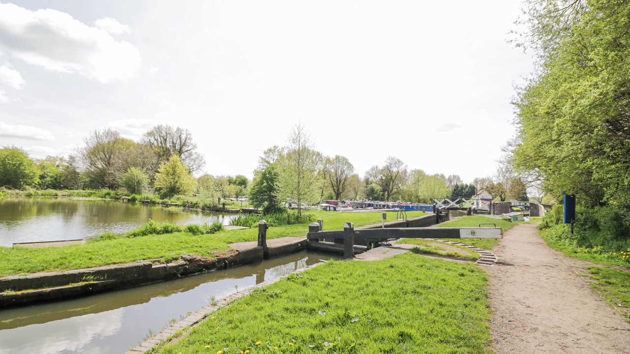 Photo of Others in Smethwick