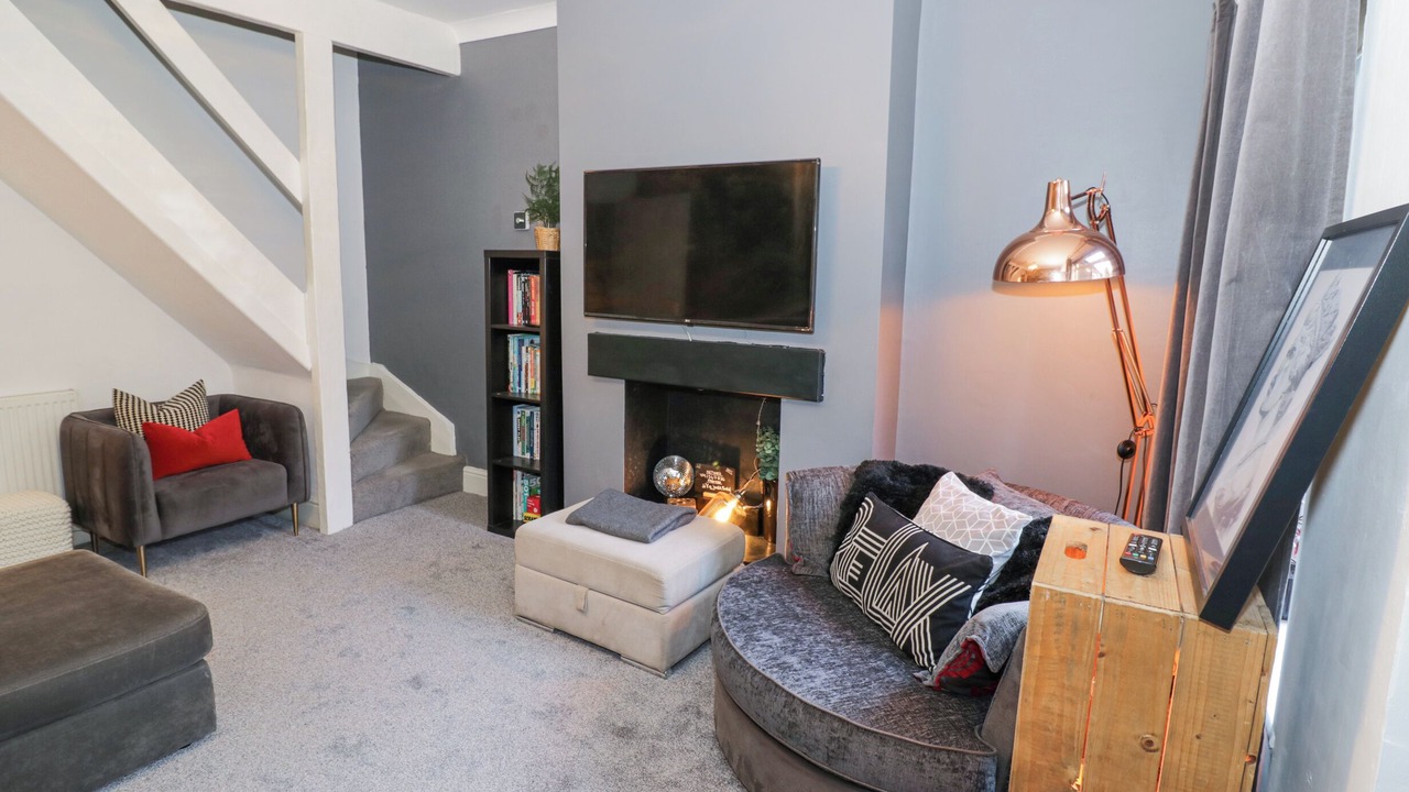 Photo of Livingroom in Smethwick