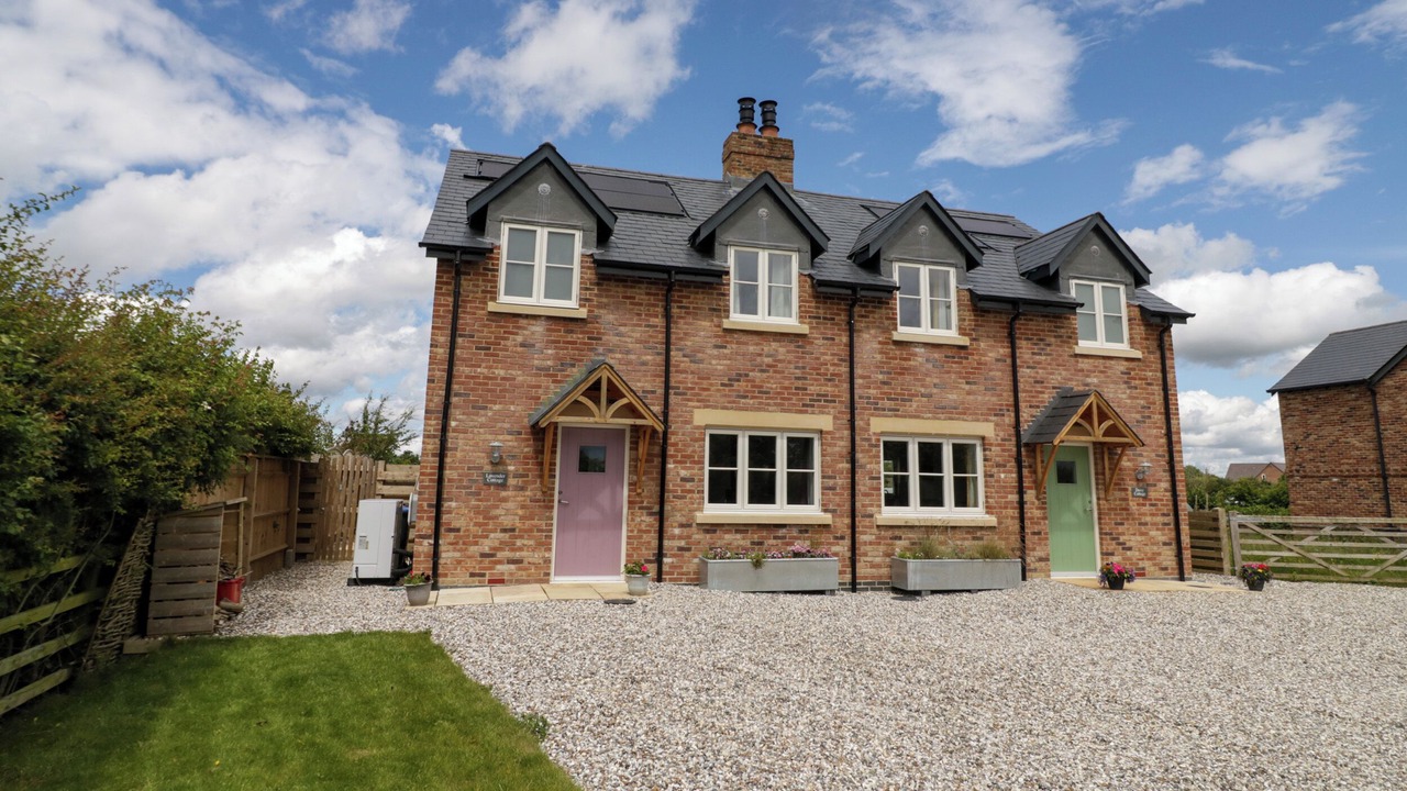 Photo of Others in Oxhill