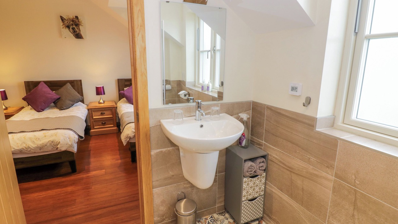 Photo of Others in Oxhill