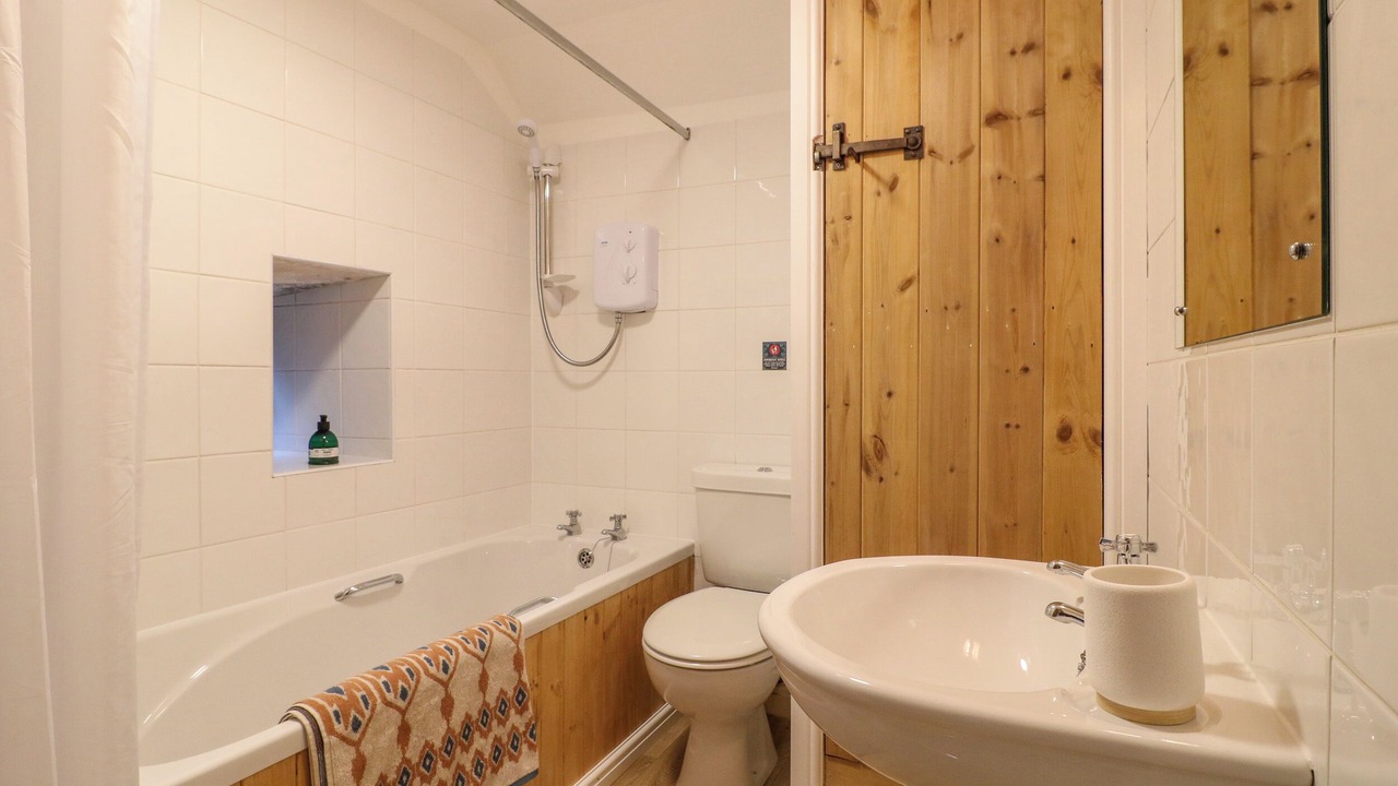 Photo of Others in Alstonfield