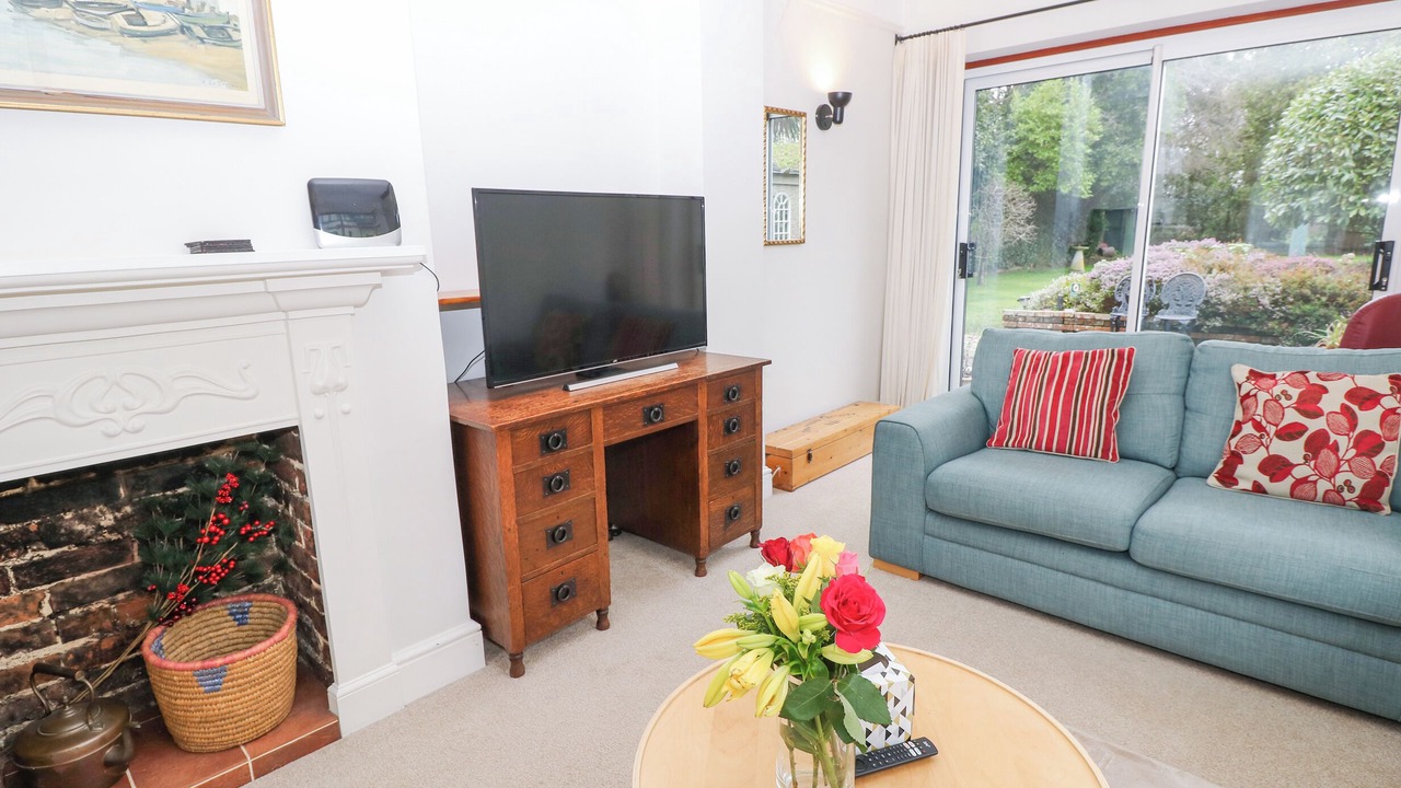 Photo of Livingroom in South Hayling
