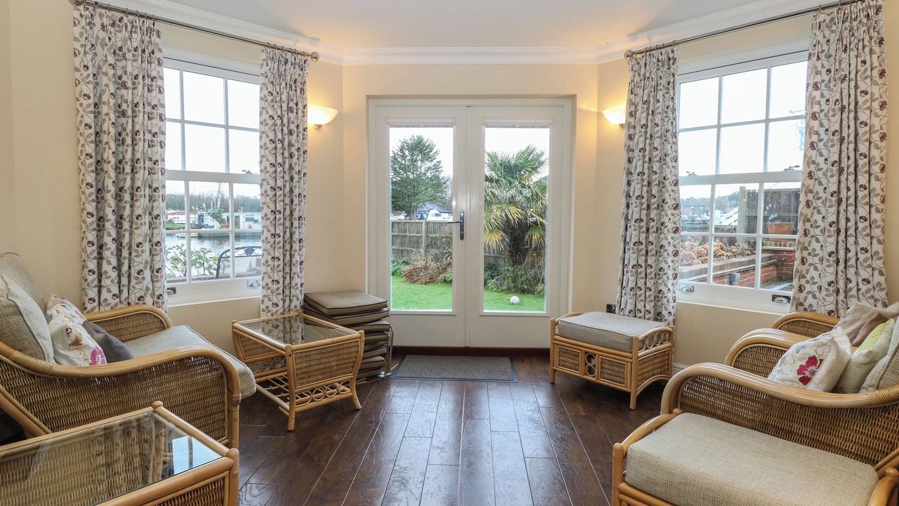 Photo of Others in Horning