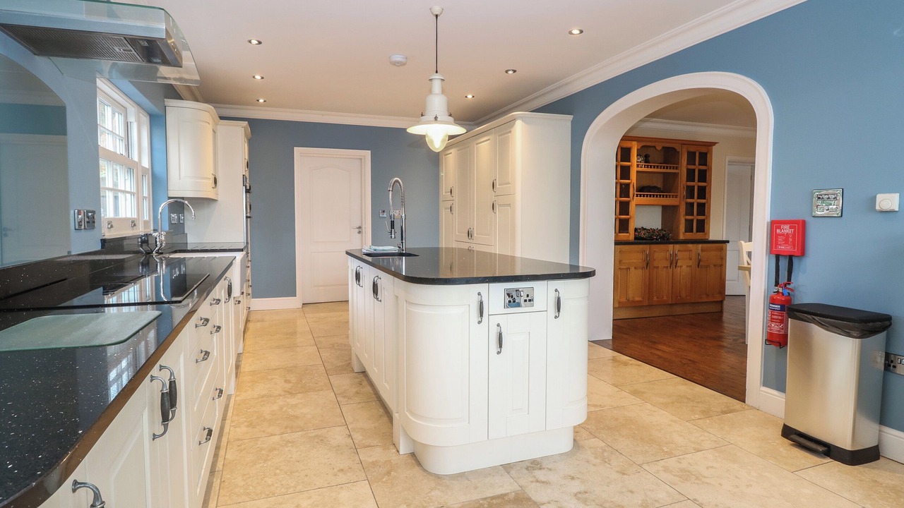 Photo of Others in Horning