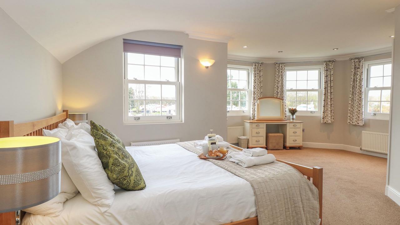 Photo of Others in Horning