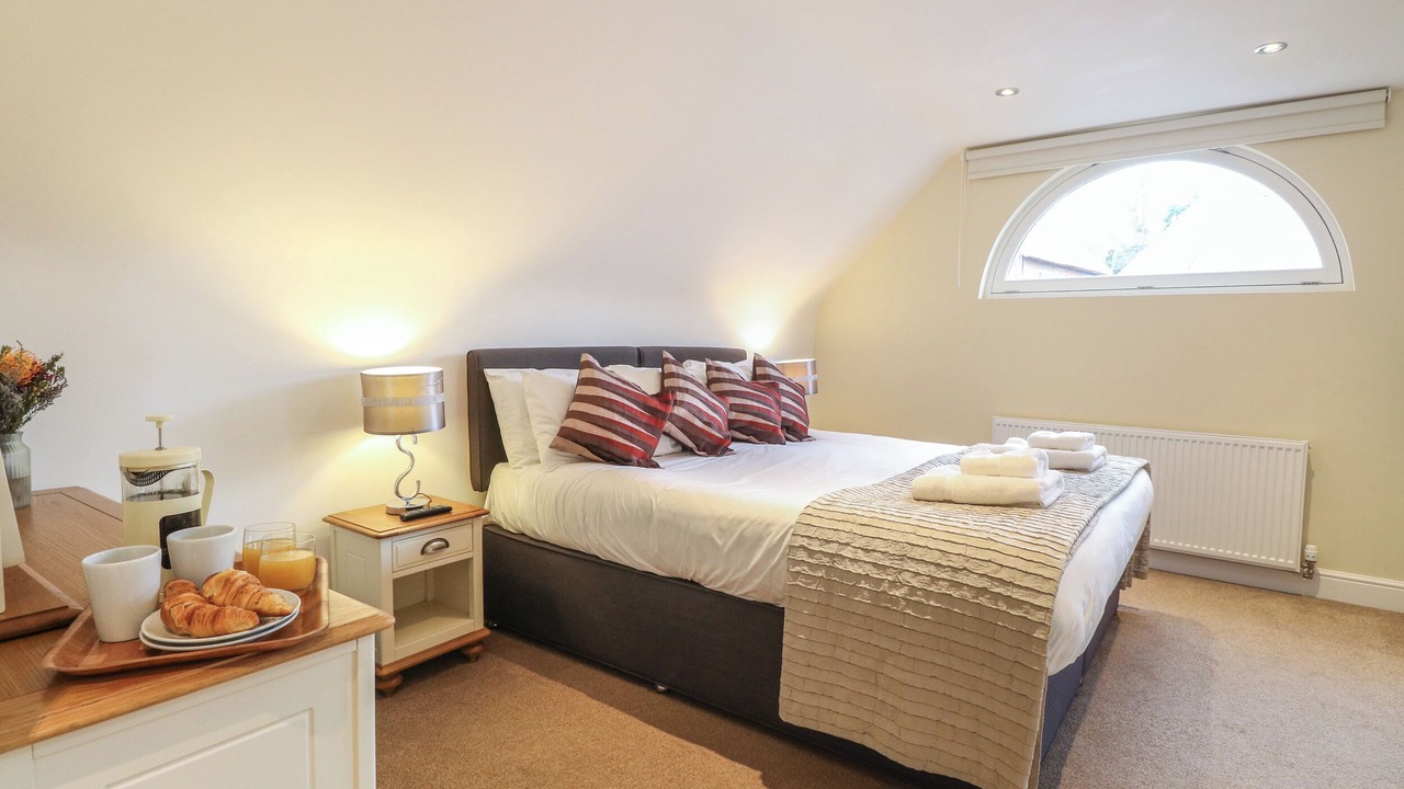 Photo of Others in Horning