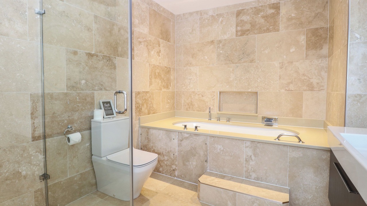 Photo of Others in Horning