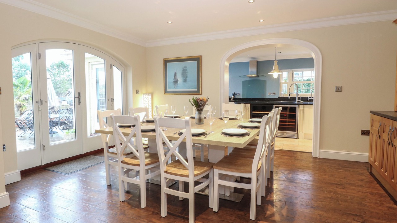 Photo of Others in Horning